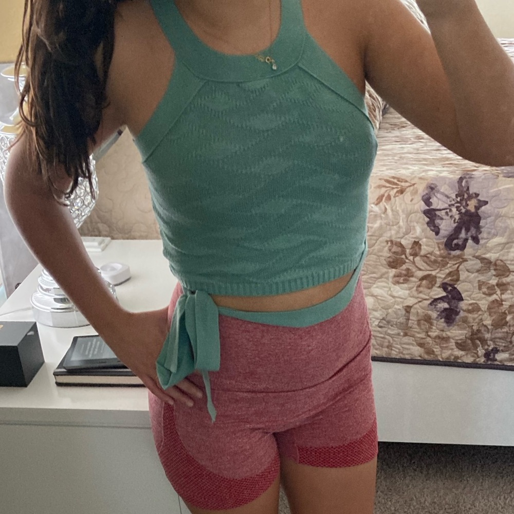 HER! Green top
